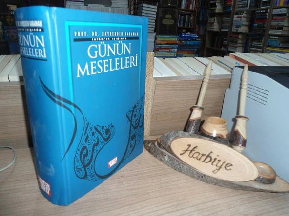 İSLAM'IN IŞIĞINDA GÜNÜN MESELELERİ - 3 CİLT TEK KİTAPTA / CİLTLİ ürün görseli