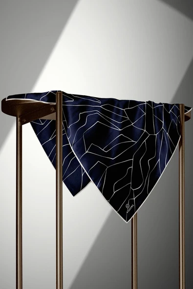 %100 Twill İpek Çizgi Desenli Lacivert - Krem Renkli 90x90 Eşarp Dikim Şekli : El Dikişi - Resim 4