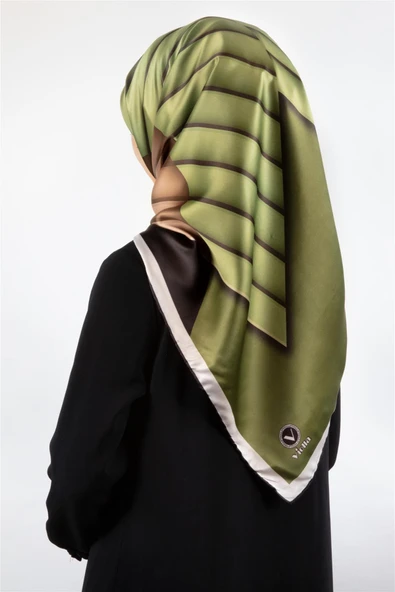 Rayon Zikzak Çizgi Desenli Haki Renkli 90x90 Eşarp (İpek İçermez) Dikim Şekli : El Dikişi ürün görseli