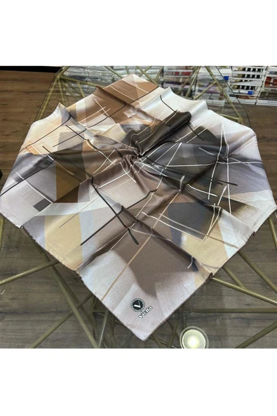 Kristal Geometrik Desenli Gri - Bej Renkli 90x90 Eşarp (İpek İçermez) Kenar Dikiş Şekli El Dikişli - Resim 2