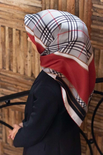 %100 Twill İpek Ekose Desenli Bordo Renkli 90x90 Eşarp Dikim Şekli : El Dikişi ürün görseli