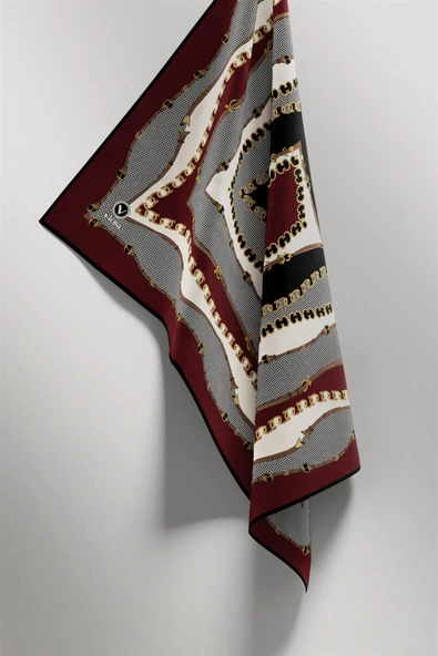 Twill Bordürlü ve Zincir Desenli Bordo Renkli 90x90 Eşarp (İpek İçermez) Kenar Dikiş Şekli El Dikişli - Resim 4