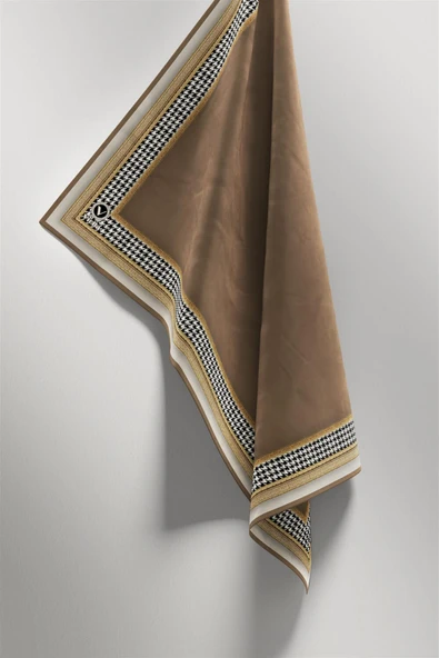 Twill Kazayak Bordür Desenli Vizon Renkli 90x90 Eşarp (İpek İçermez) Kenar Dikiş Şekli El Dikişli - Resim 4