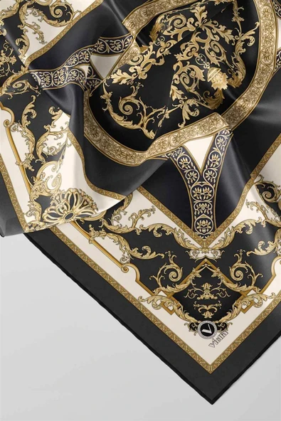 Twill Barok Desenli Füme Renkli 90x90 Eşarp (İpek İçermez) Kenar Dikiş Şekli El Dikişli ürün görseli