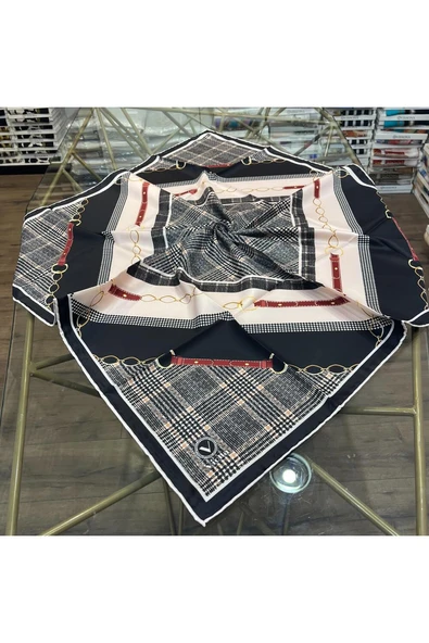 Twill Kemer ve Zincir Detaylı Ekose Desenli Siyah Renkli 90x90 Eşarp (İpek İçermez) Kenar Dikiş Şekli El Dikişli - Resim 6