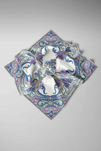 %100 Twill İpek Şal Desenli Krem - Saks Renkli 90x90 Eşarp Dikim Şekli : El Dikişi - Resim 4