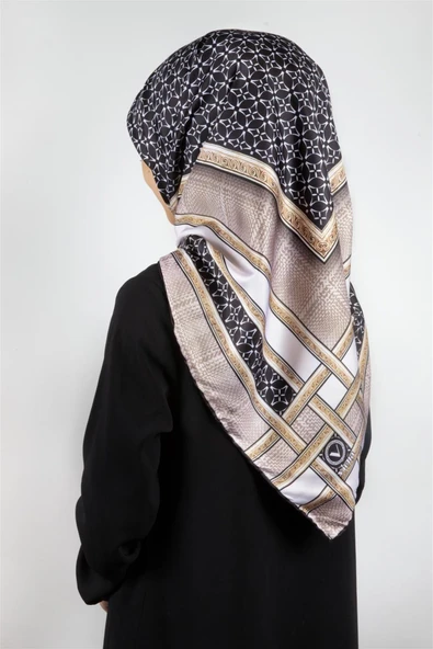 Twill Gold Bordürlü Geometrik Desenli Bej Renkli 90x90 Eşarp (İpek İçermez) Kenar Dikiş Şekli El Dikişli ürün görseli