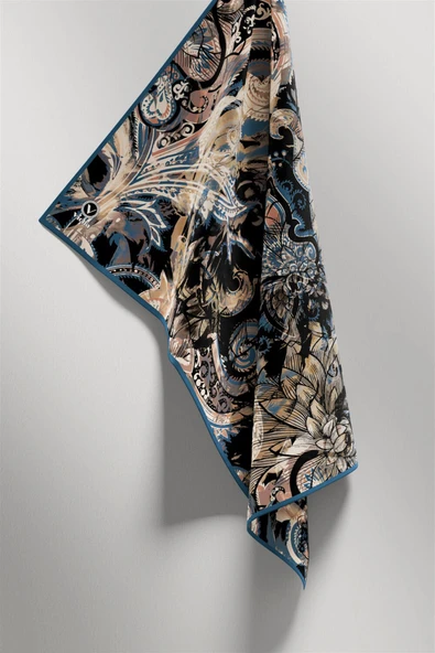 Twill Şal Desenli Petrol Yeşili Renkli 90x90 Eşarp (İpek İçermez) Kenar Dikiş Şekli El Dikişli - Resim 4