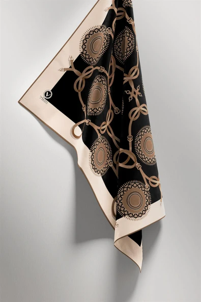 Twill Kemerli Ve Geometrik Desenli Bej Renkli 90x90 Eşarp (İpek İçermez) Kenar Dikiş Şekli El Dikişli - Resim 4