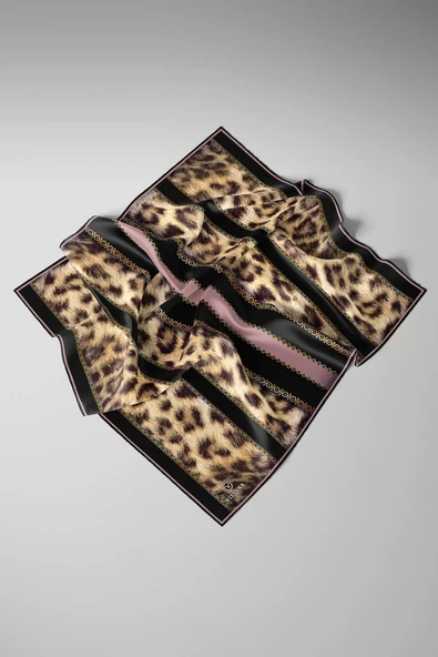 %100 Twill İpek Leopar Desenli Pudra - Siyah Renkli 90x90 Eşarp Dikim Şekli : El Dikişi - Resim 5