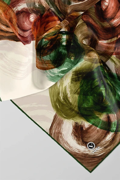 Twill Fırça Efektli Desenli Zümrüt Yeşili Renkli 90x90 Eşarp (İpek İçermez) Kenar Dikiş Şekli El Dikişli - Resim 3