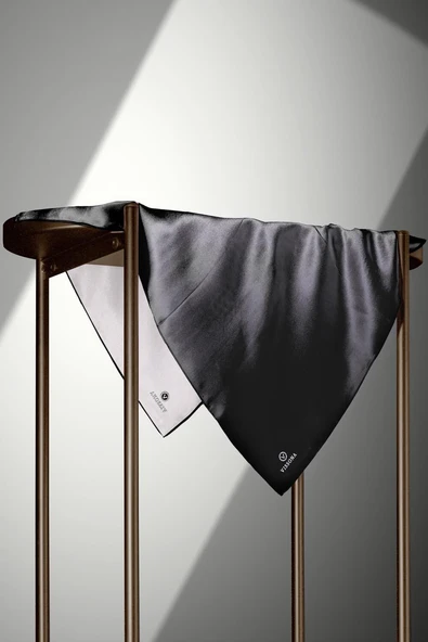 %100 Twill İpek Degrade Desenli Siyah - Gri Renkli 90x90 Eşarp Dikim Şekli : El Dikişi - Resim 3