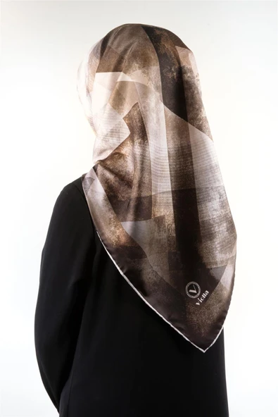 Twill Batik Desenli Vizon Renkli 90x90 Eşarp (İpek İçermez) Dikim Şekli : El Dikişi ürün görseli 1