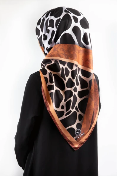 Twill Taş Desenli Taba Renkli 90x90 Eşarp (İpek İçermez)Kenar Dikiş Şekli El Dikişli ürün görseli