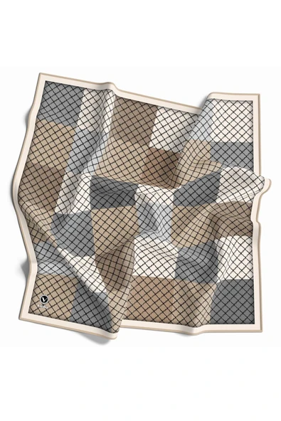 Twill Kare Desenli Bej Renkli 90x90 Eşarp (İpek İçermez) Kenar Dikiş Şekli El Dikişli ürün görseli