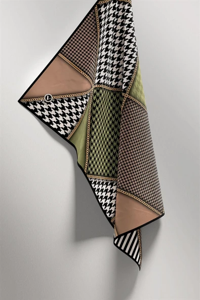 Twil Geometrik Ve Kazayak Desenli Haki Renkli 90x90 Eşarp (İpek İçermez) Dikim Şekli : El Dikişi - Resim 5