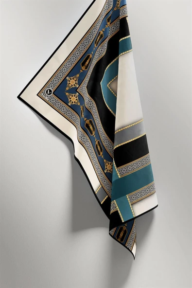 Twill Gold Detaylı ve Antik Motif Desenli İndigo Renkli 90x90 Eşarp (İpek İçermez) Kenar Dikiş Şekli El Dikişli - Resim 5