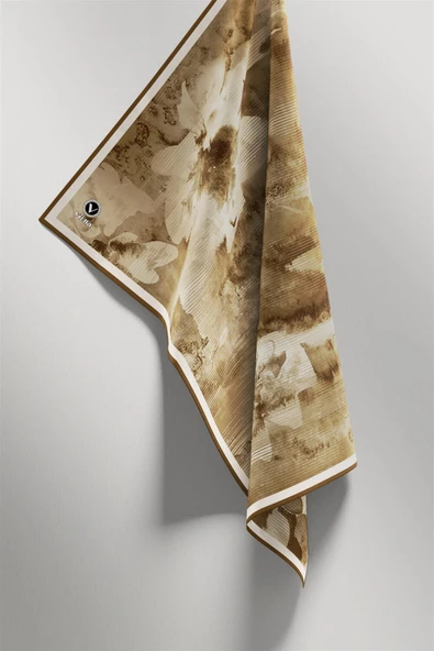 Twill Batik Desenli Hardal Renkli 90x90 Eşarp (İpek İçermez) Dikim Şekli : El Dikişi - Resim 4