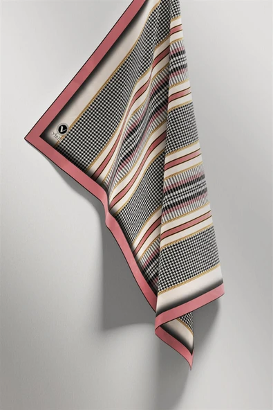 Twill Kazayaklı Şerit Desenli Pudra Renkli 90x90 Eşarp (İpek İçermez) Kenar Dikiş Şekli El Dikişli - Resim 4