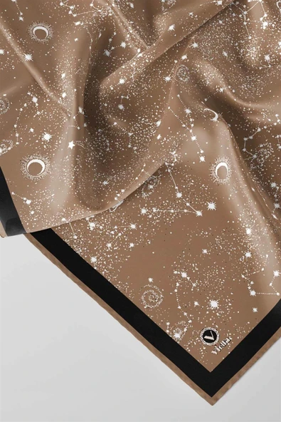 Twill Galaksi Desenli Bej Renkli 90x90 Eşarp (İpek İçermez) Kenar Dikiş Şekli El Dikişli - Resim 3