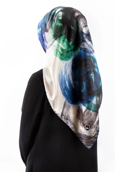 Twill Fırça Efektli Desenli Lacivert Renkli 90x90 Eşarp (İpek İçermez) Kenar Dikiş Şekli El Dikişli ürün görseli