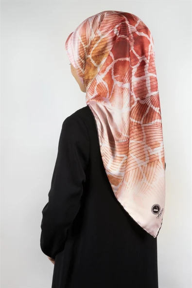 Twill Degradeli Ve Zürafa Desenli Bakır Renkli 90x90 Eşarp (İpek İçermez) Kenar Dikiş Şekli El Dikişli ürün görseli