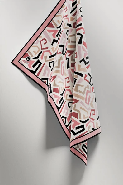 Twill Geometrik Desenli Pudra Renkli 90x90 Eşarp (İpek İçermez) Kenar Dikiş Şekli El Dikişli - Resim 4