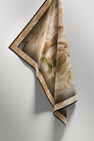 Twill Sulu Boyalı Çiçek Desenli Bej Renkli 90x90 Eşarp (İpek İçermez) Kenar Dikiş Şekli El Dikişli - Resim 3
