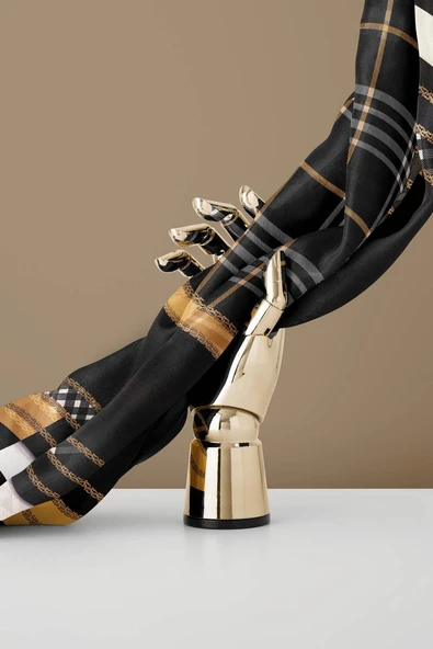 %100 Twill İpek Ekose Desenli Gold Renkli 90x90 Eşarp Dikim Şekli : El Dikişi - Resim 5