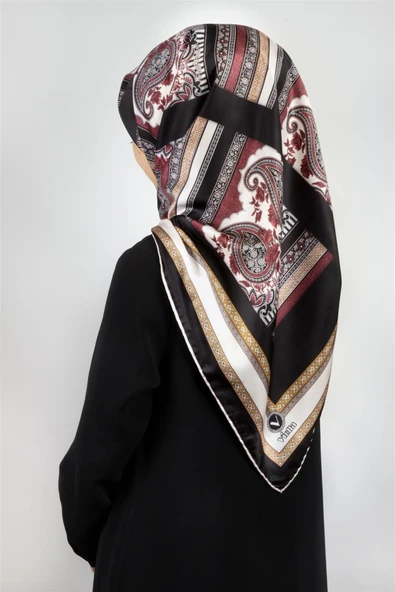 Twill Şal Desenli Siyah Renkli 90x90 Eşarp (İpek İçermez) Kenar Dikiş Şekli El Dikişli ürün görseli