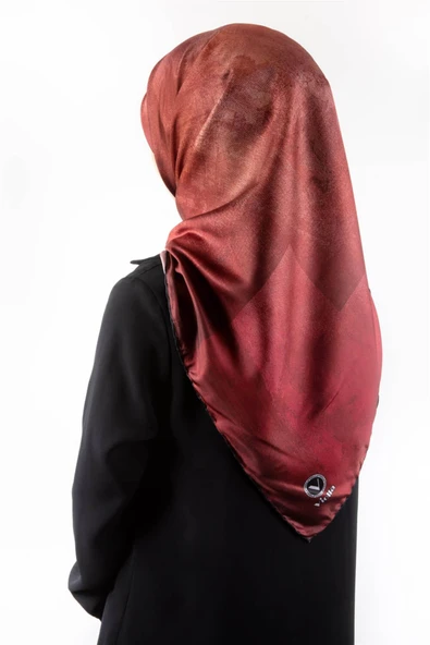 Twill Batik Desenli Bordo Renkli 90x90 Eşarp (İpek İçermez) Dikim Şekli : El Dikişi ürün görseli