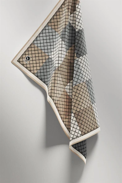 Twill Kare Desenli Bej Renkli 90x90 Eşarp (İpek İçermez) Kenar Dikiş Şekli El Dikişli - Resim 4