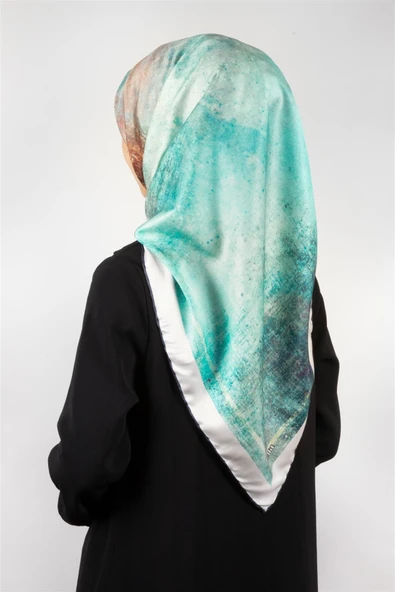 Twil Dokulu Desenli Petrol Yeşili Renkli 90x90 Eşarp (İpek İçermez) Dikim Şekli : El Dikişi ürün görseli