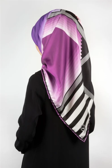 Twill Geometrik Desenli Lila Renkli 90x90 Eşarp (İpek İçermez) Kenar Dikiş Şekli El Dikişli ürün görseli