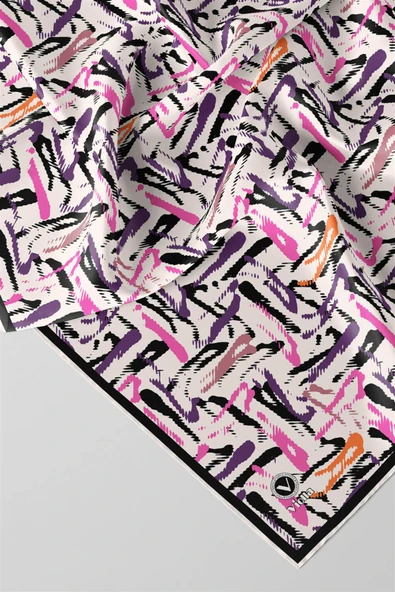Twill Geometrik Desenli Beyaz - Mor Renkli 90x90 Eşarp (İpek İçermez) Dikim Şekli : El Dikişi - Resim 2