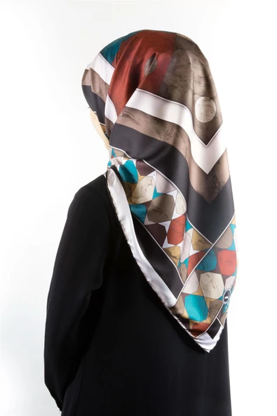 Twill Geometrik Mermer Desenli Siyah Renkli 90x90 Eşarp (İpek İçermez) Kenar Dikiş Şekli El Dikişli ürün görseli 1