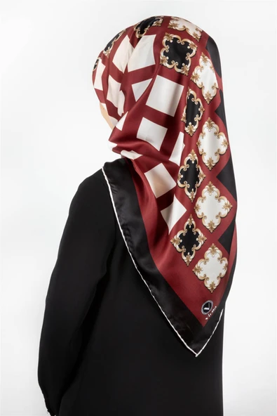 Twill Gold Detaylı Kare Desenli Bordo - Siyah Renkli 90x90 Eşarp (İpek İçermez) Kenar Dikiş Şekli El Dikişli ürün görseli 1