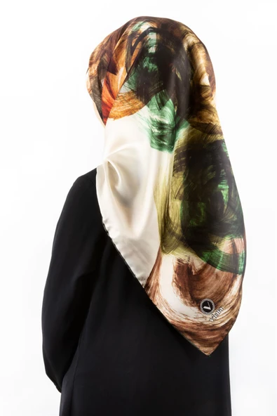 Twill Fırça Efektli Desenli Zümrüt Yeşili Renkli 90x90 Eşarp (İpek İçermez) Kenar Dikiş Şekli El Dikişli ürün görseli