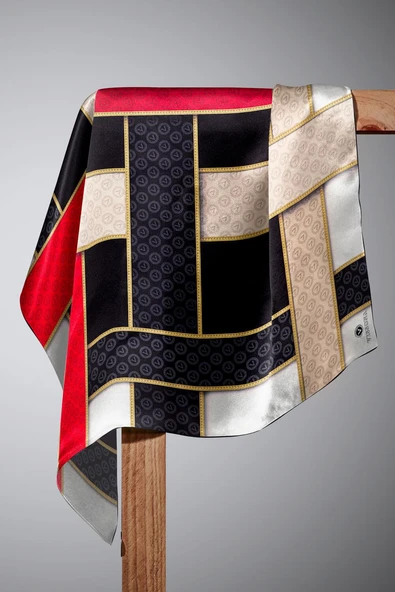 %100 Twill İpek Geometrik Desenli Siyah - Kırmızı Renkli 90x90 Eşarp Dikim Şekli : El Dikişi - Resim 4