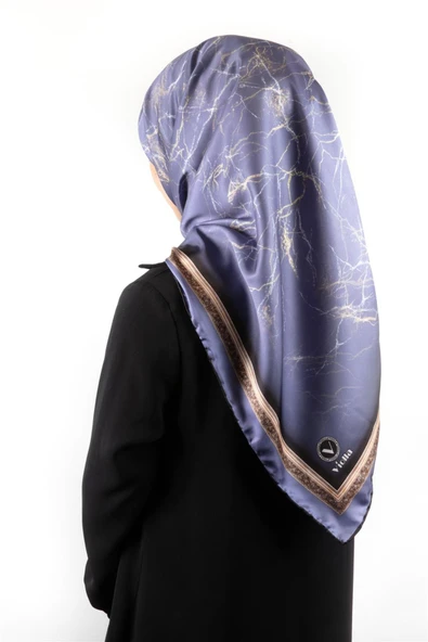 Twill Barok Çerçeveli Mermer Desenli İndigo Renkli 90x90 Eşarp (İpek İçermez) Kenar Dikiş Şekli El Dikişli ürün görseli
