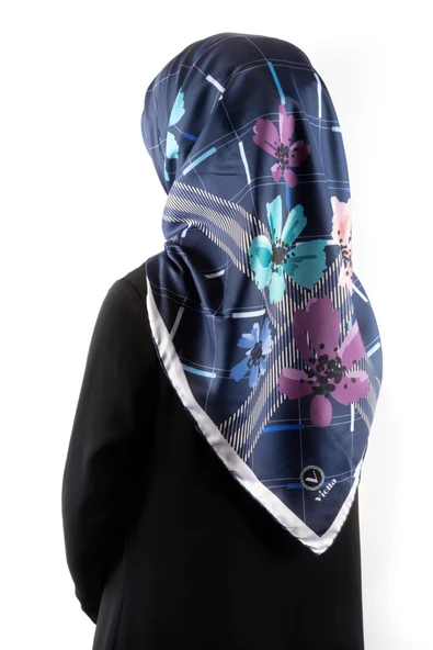 Twill Papatya Desenli İndigo Renkli 90x90 Eşarp (İpek İçermez) Kenar Dikiş Şekli El Dikişli ürün görseli