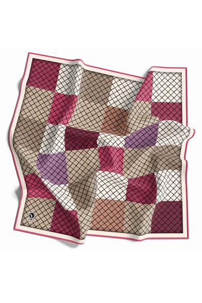 Twill Kare Desenli Pembe Renkli 90x90 Eşarp (İpek İçermez) Kenar Dikiş Şekli El Dikişli ürün görseli