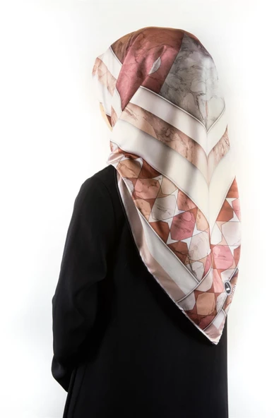 Twill Geometrik Mermer Desenli Somon Renkli 90x90 Eşarp (İpek İçermez) Kenar Dikiş Şekli El Dikişli ürün görseli