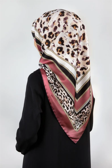 Twill Kemerli ve Leopar Desenli Gül Kurusu Renkli 90x90 Eşarp (İpek İçermez) Dikim Şekli : El Dikişi ürün görseli