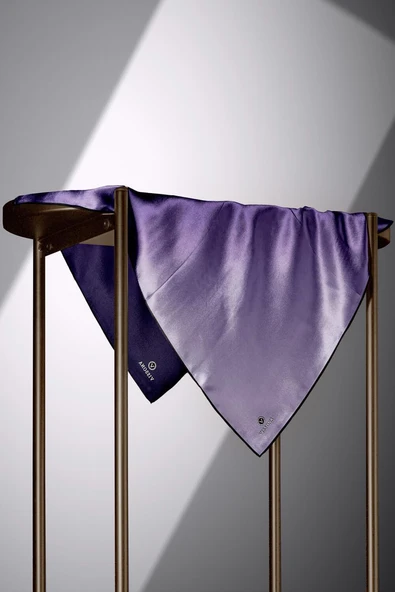 %100 Twill İpek Degrade Desenli Mor Renkli 90x90 Eşarp Dikim Şekli : El Dikişi - Resim 3