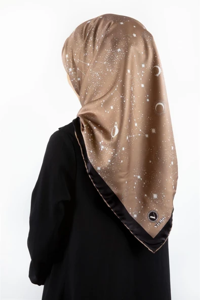 Twill Galaksi Desenli Bej Renkli 90x90 Eşarp (İpek İçermez) Kenar Dikiş Şekli El Dikişli ürün görseli