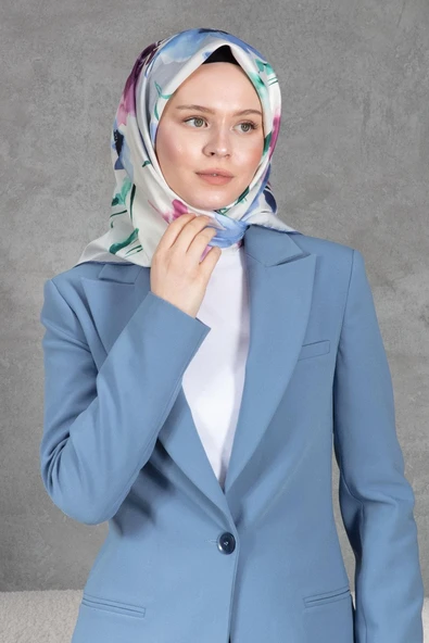 %100 Twill İpek Çiçek Desenli Gül Kurusu - İndigo Renkli 90x90 Dikim Şekli : El Dikişi Eşarp ürün görseli