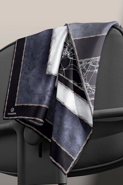 % 57 İPEK % 43 VİSKON Twill İpek Dokulu Geometrik Desenli Siyah - Krem Renkli 90x90 Eşarp Dikim Şekli : El Dikişi - Resim 3