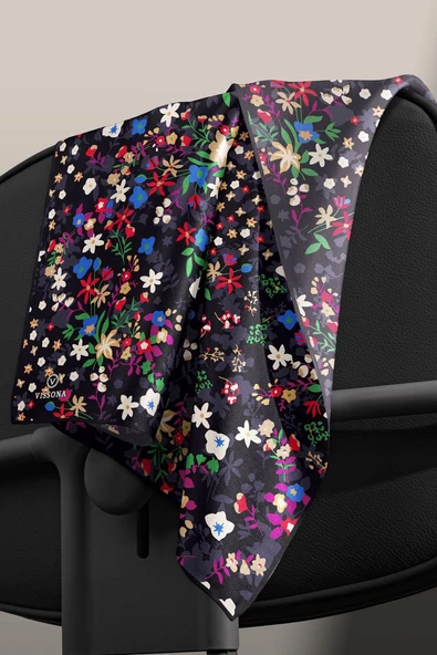 %100 Twill İpek Çıtır Çiçek Desenli Siyah - Fuşya Renkli 90x90 Eşarp Dikim Şekli : El Dikişi - Resim 3