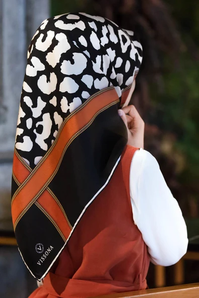 %100 Twill İpek Leopar Desenli Siyah - Taba Renkli 90x90 Eşarp Dikim Şekli : El Dikişi ürün görseli 1